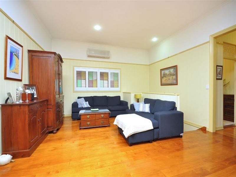 40 Elizabeth Street, Toowong QLD 4066