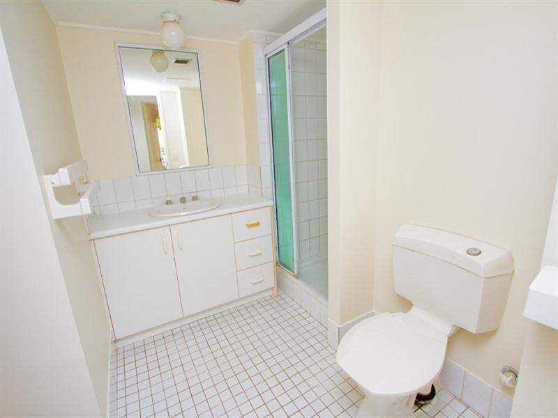 2/68 Herston Road, Kelvin Grove QLD 4059