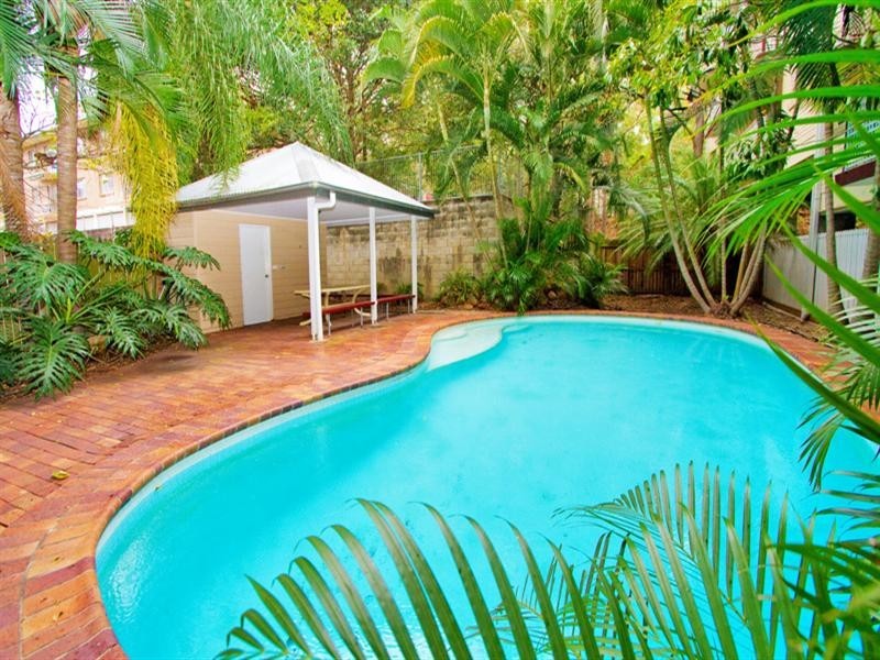 2/68 Herston Road, Kelvin Grove QLD 4059