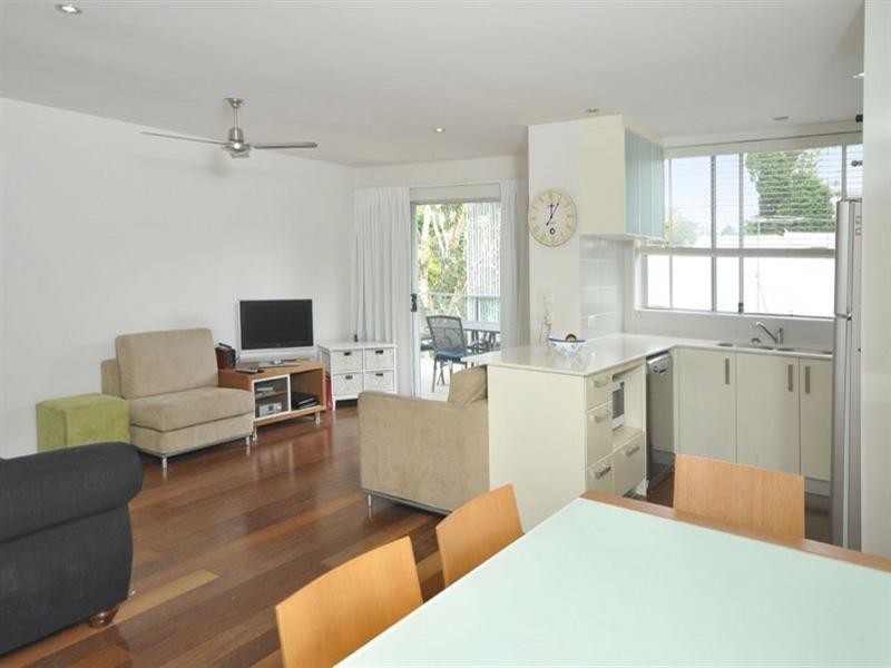 8/81 Maryvale Street, Toowong QLD 4066