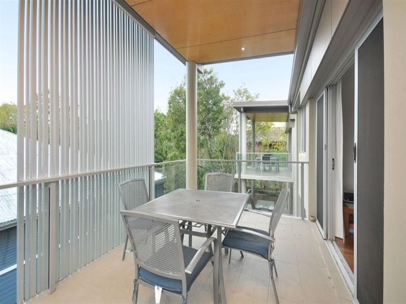 8/81 Maryvale Street, Toowong QLD 4066