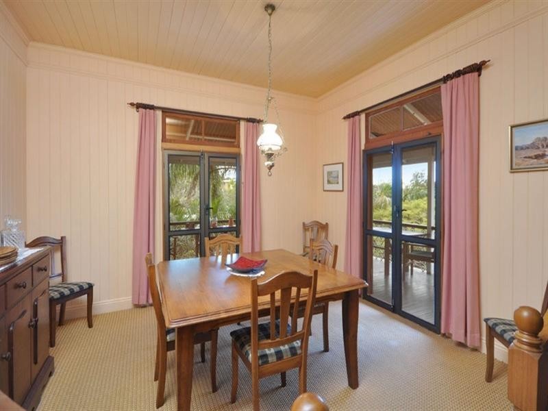 32 Montrose Road, Taringa QLD 4068