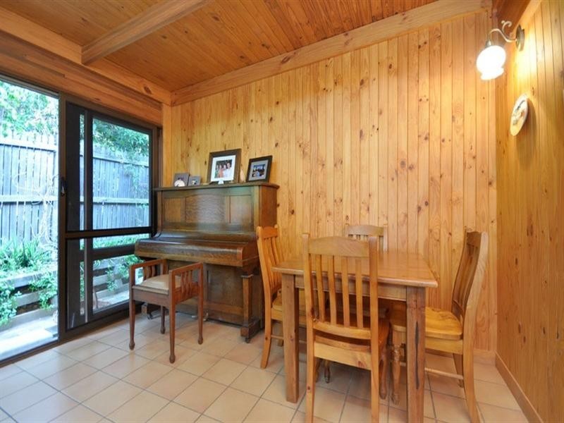 32 Montrose Road, Taringa QLD 4068