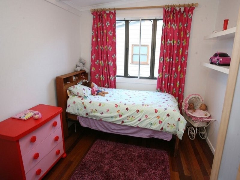 44 Greenlaw Street, Indooroopilly QLD 4068