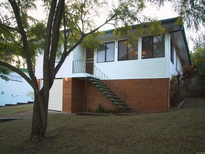 25 Merring Street, Oxley QLD 4075