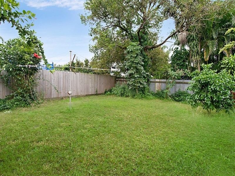 82 Thomas Street, Sherwood QLD 4075