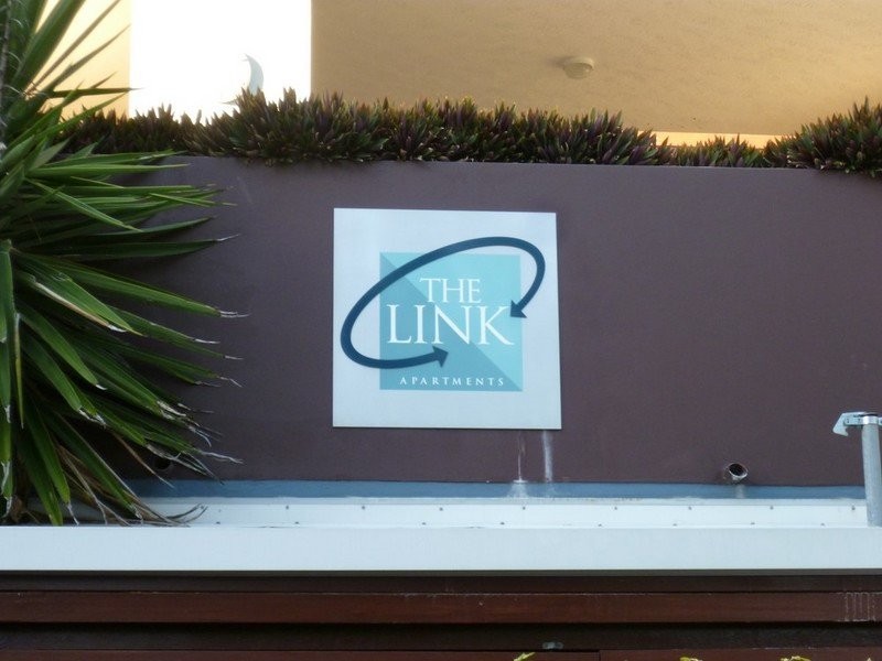 11/16 Grosvenor Road, Indooroopilly QLD 4068