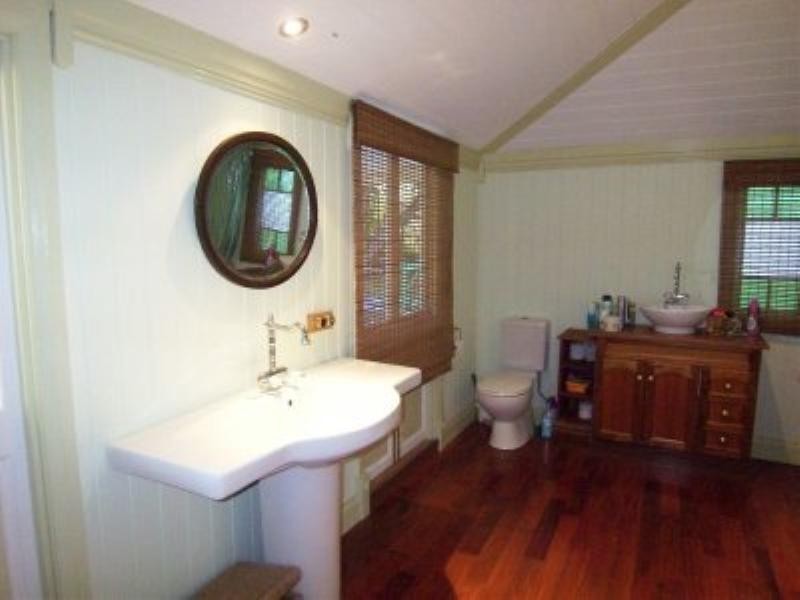 21 Challinor Street, Sadliers Crossing QLD 4305