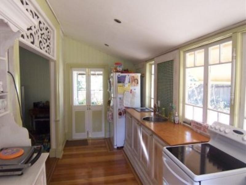 21 Challinor Street, Sadliers Crossing QLD 4305