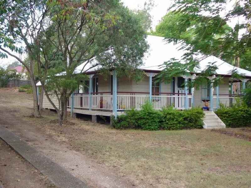21 Challinor Street, Sadliers Crossing QLD 4305