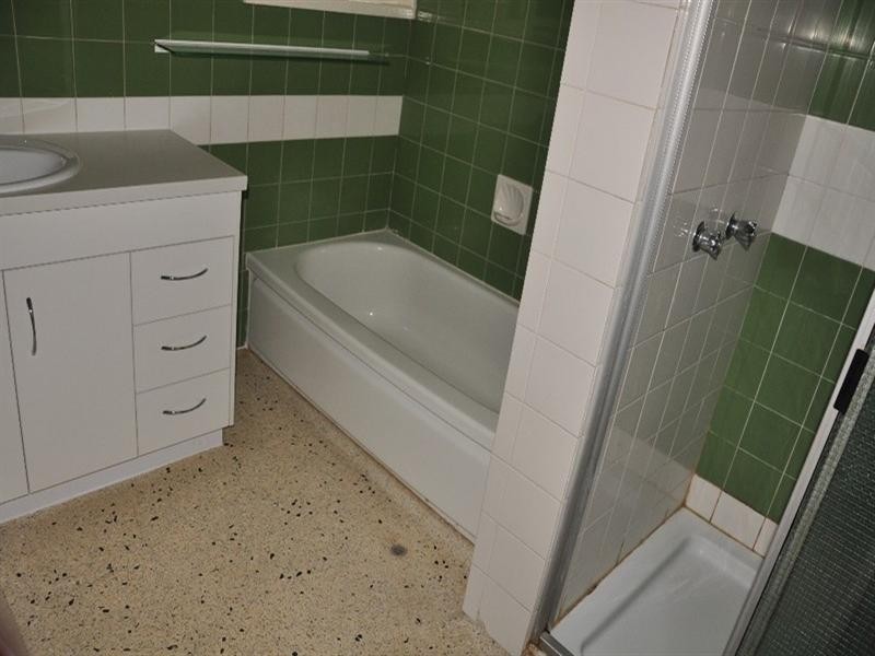 11 Norm Street, Kenmore QLD 4069