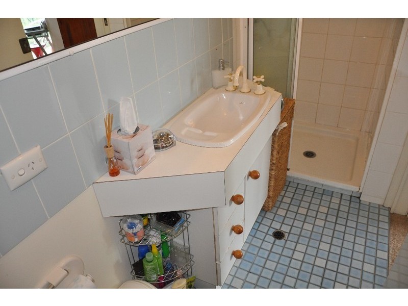 5/128 Central Avenue, Indooroopilly QLD 4068