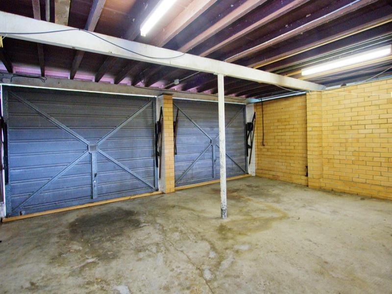 4 Currawang Street, The Gap QLD 4061