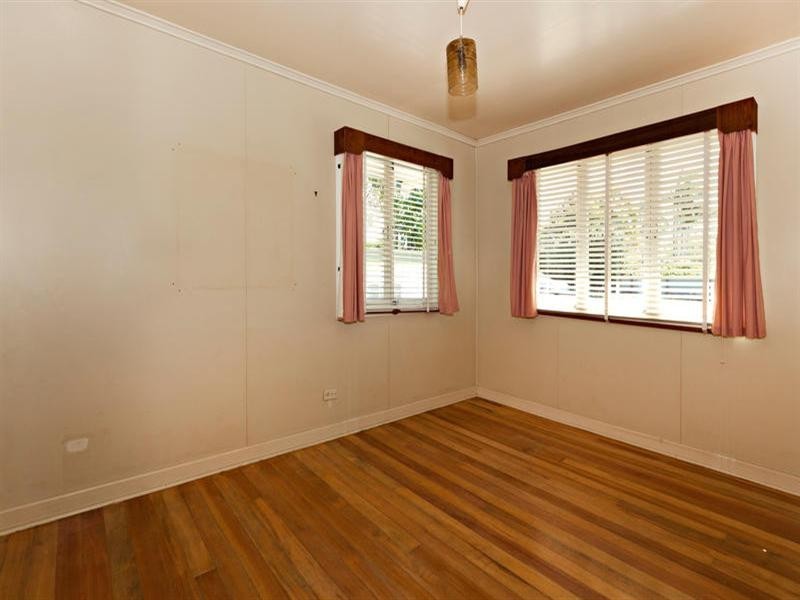 23 Plucks Road, Arana Hills QLD 4054