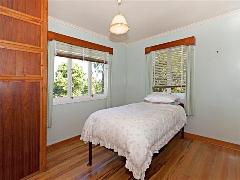 23 Plucks Road, Arana Hills QLD 4054