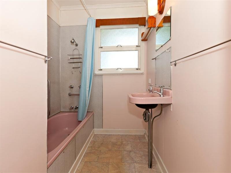 23 Plucks Road, Arana Hills QLD 4054