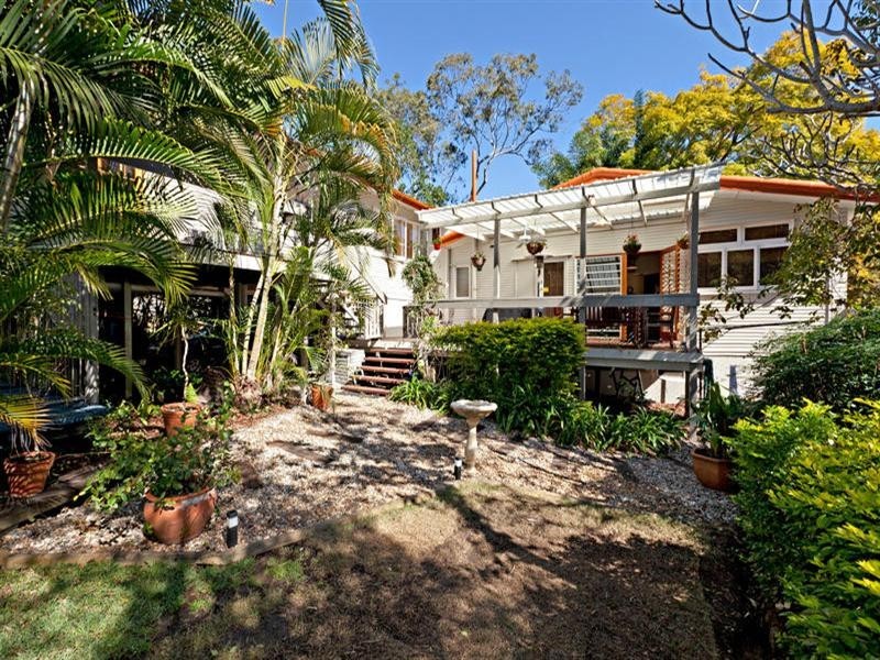 16 Volga Crescent, Indooroopilly QLD 4068