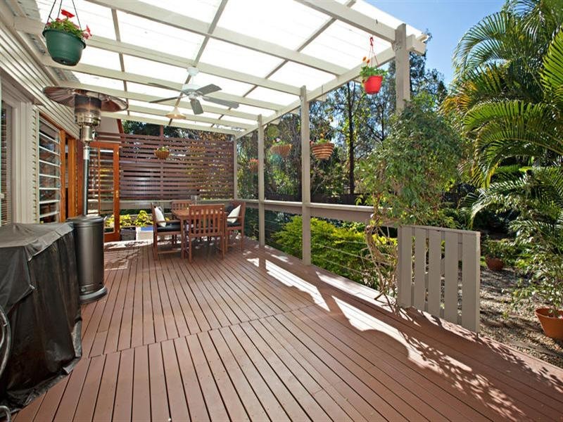 16 Volga Crescent, Indooroopilly QLD 4068