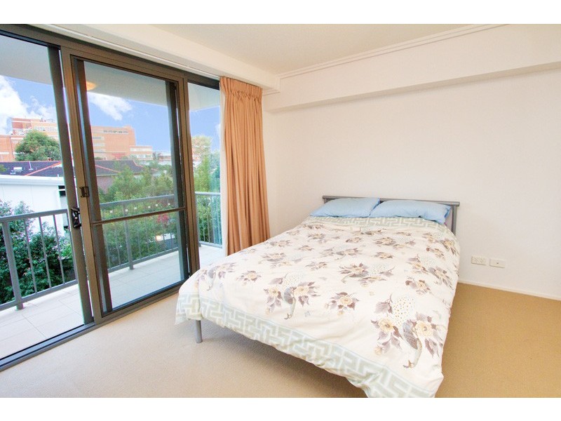 18 Manning Street, Milton QLD 4064