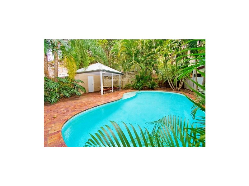 2/68 Herston Road, Kelvin Grove QLD 4059