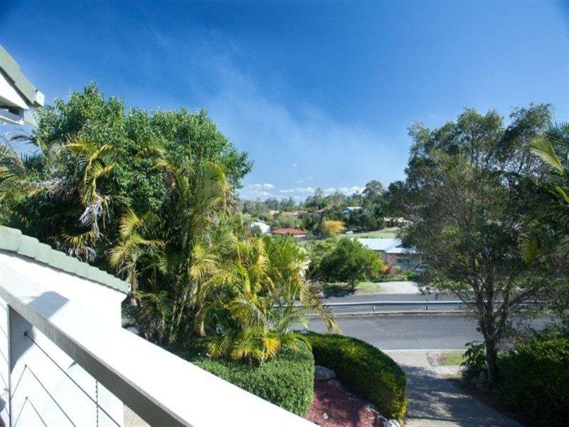 55 Marland Street, Kenmore QLD 4069