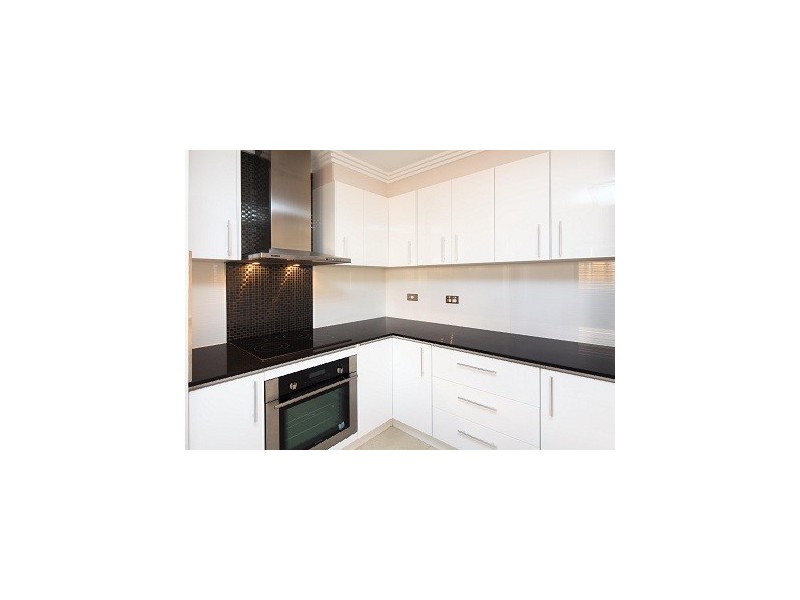 79 Strong Avenue, Graceville QLD 4075