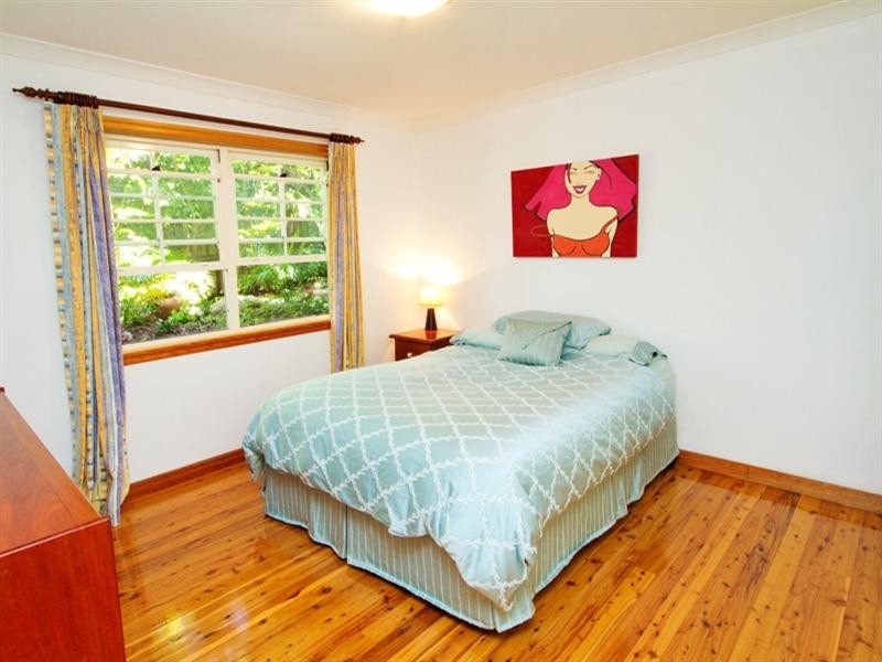 4 Sleath Street, Toowong QLD 4066