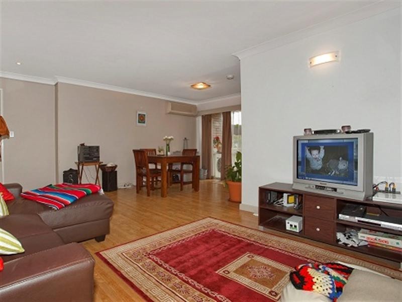 31/68 Bellevue Terrace, St Lucia QLD 4067