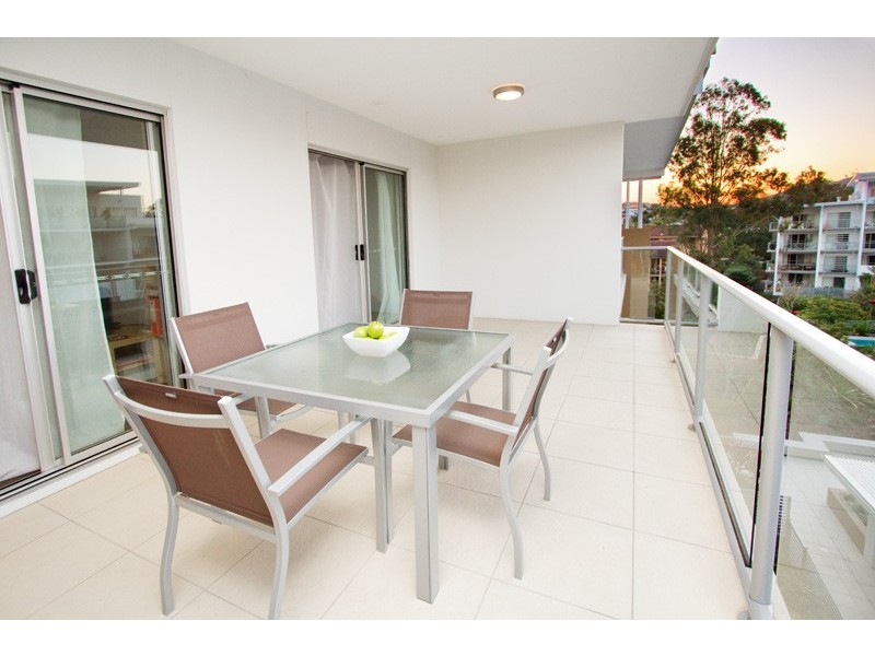 34/29 Alpha Street, Toowong QLD 4066