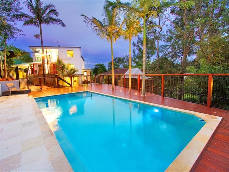 99 Elizabeth Street, Toowong QLD 4066