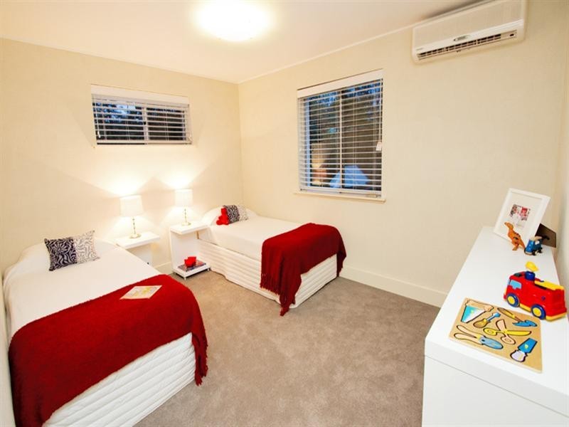 99 Elizabeth Street, Toowong QLD 4066