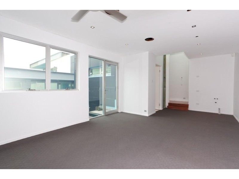 20 Condamine Drive, Seventeen Mile Rocks QLD 4073