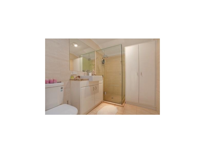 10 Jones Street, Auchenflower QLD 4066