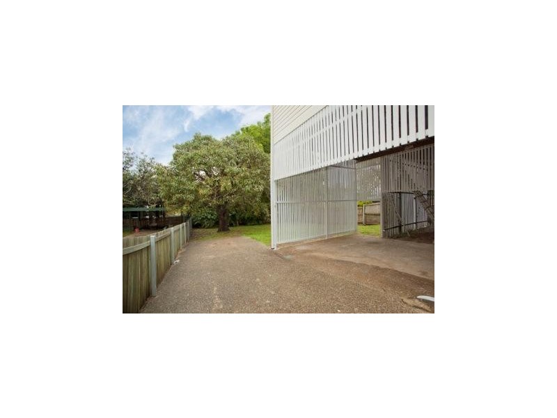 10 Jones Street, Auchenflower QLD 4066