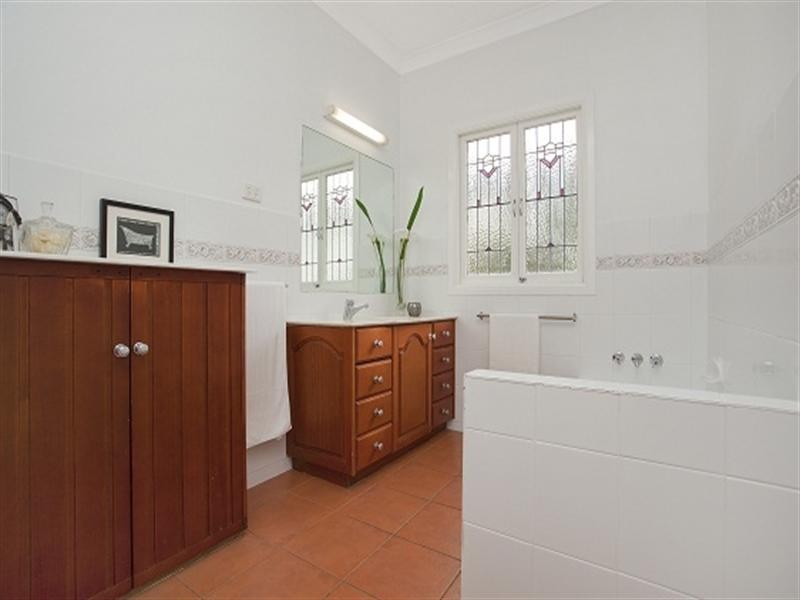 56 Clifton Street, Moorooka QLD 4105