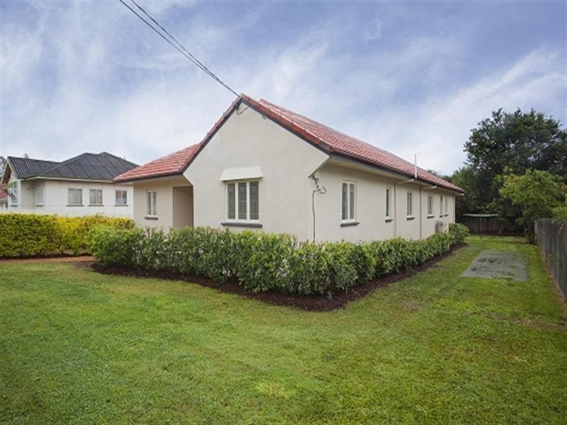 56 Clifton Street, Moorooka QLD 4105