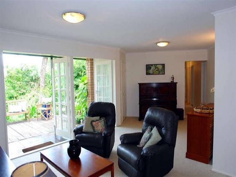 65 Gem Road, Kenmore QLD 4069