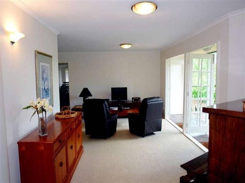 65 Gem Road, Kenmore QLD 4069