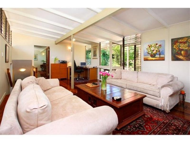 3 Cabramurra Street, Chapel Hill QLD 4069