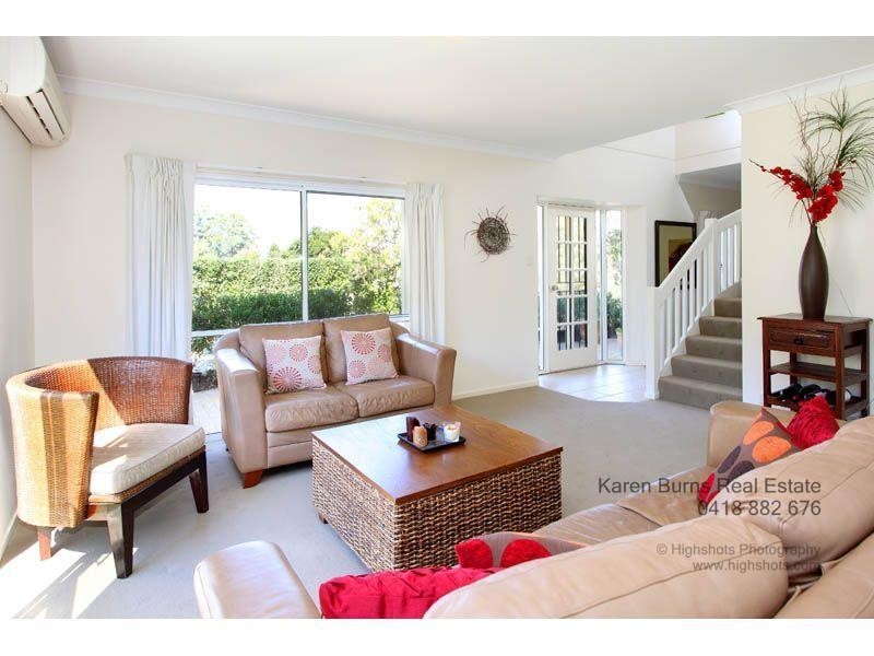 4 Ringway Place, Chapel Hill QLD 4069