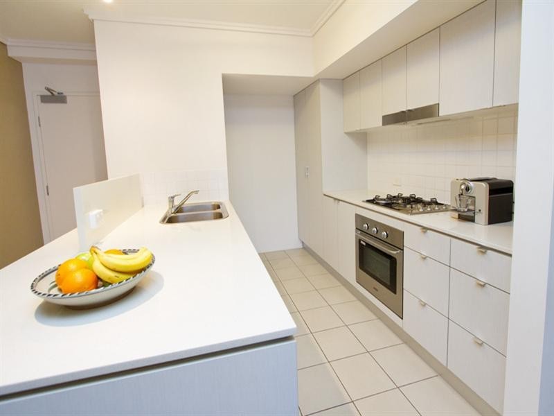 1083/18 Manning Street, Milton QLD 4064