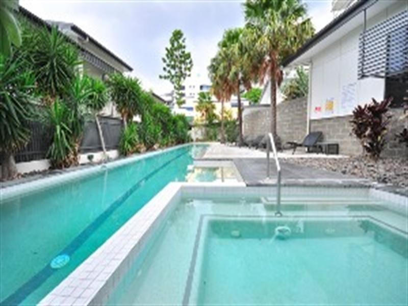 1083/18 Manning Street, Milton QLD 4064