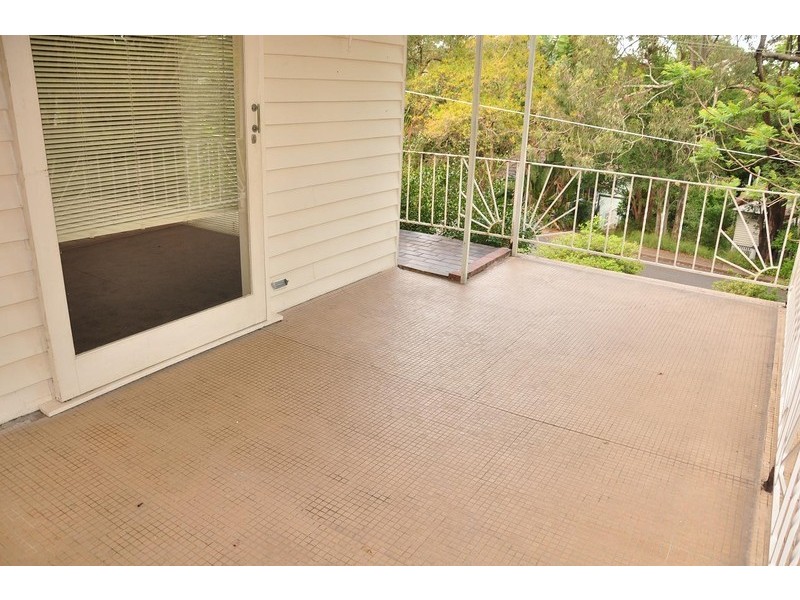 57 Boomerang Road, St Lucia QLD 4067
