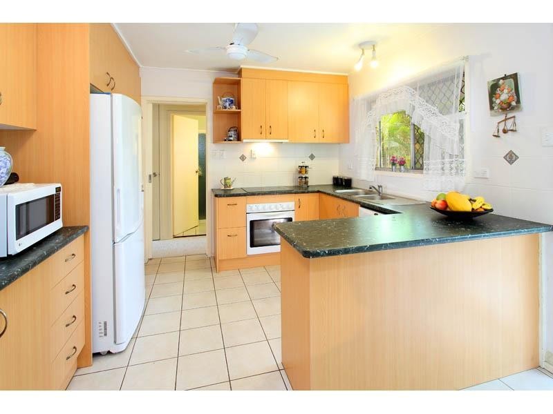 14 Canongate Street, Kenmore QLD 4069