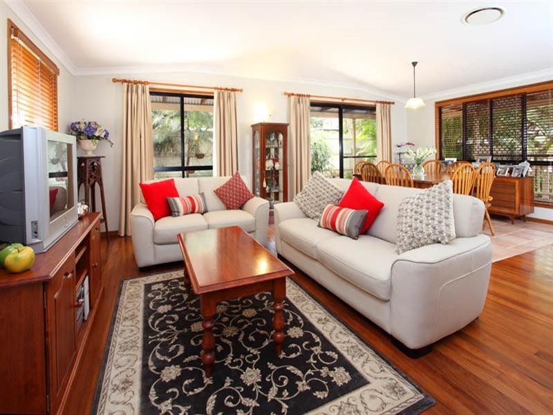 56 Burns Parade, Chapel Hill QLD 4069