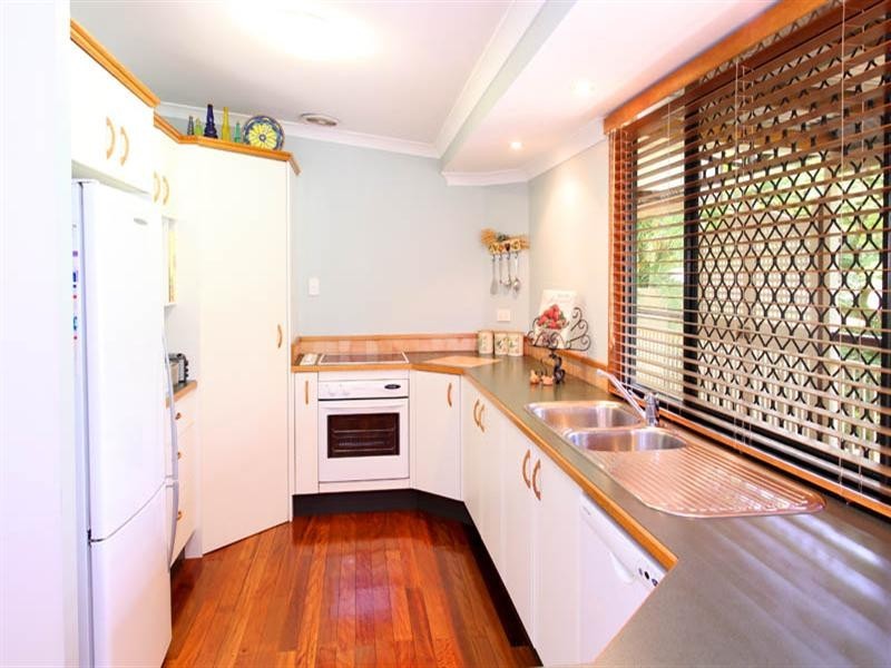 56 Burns Parade, Chapel Hill QLD 4069