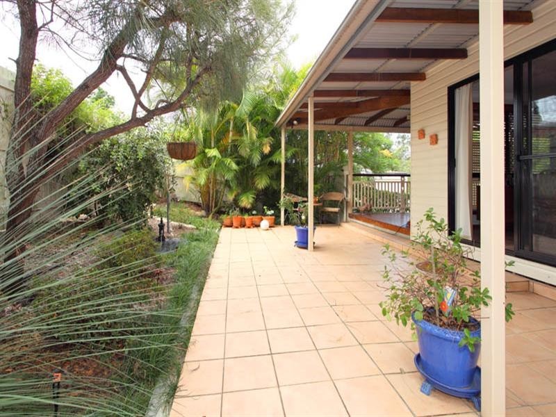 56 Burns Parade, Chapel Hill QLD 4069