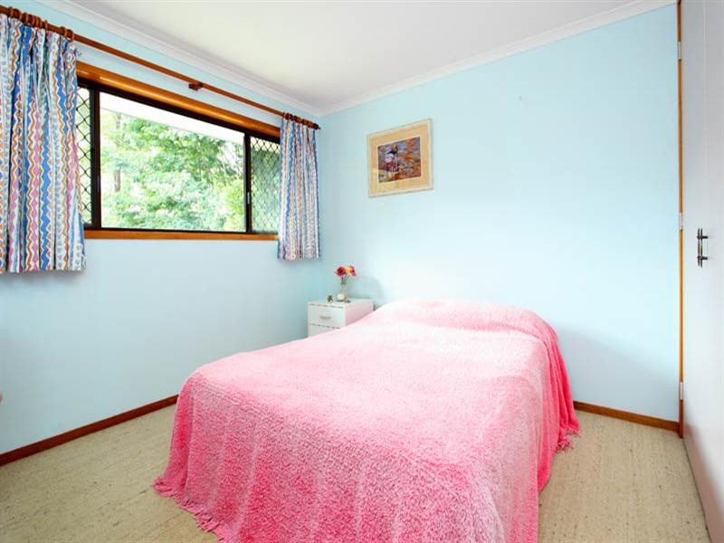 42 Halimah Street, Chapel Hill QLD 4069