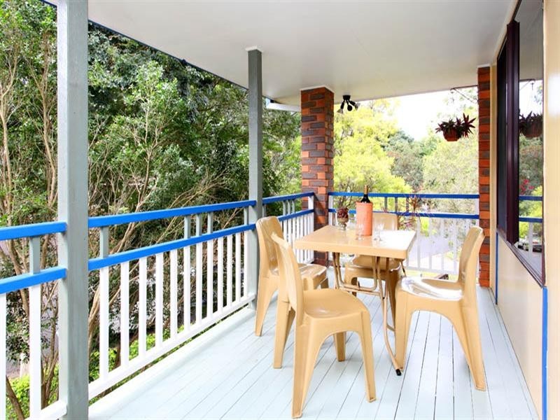 42 Halimah Street, Chapel Hill QLD 4069