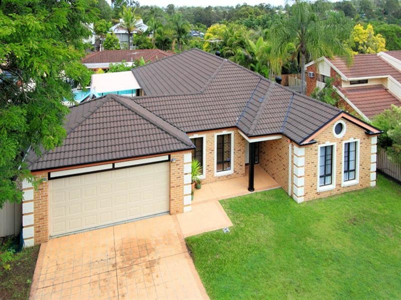 20 Farnworth Street, Chapel Hill QLD 4069
